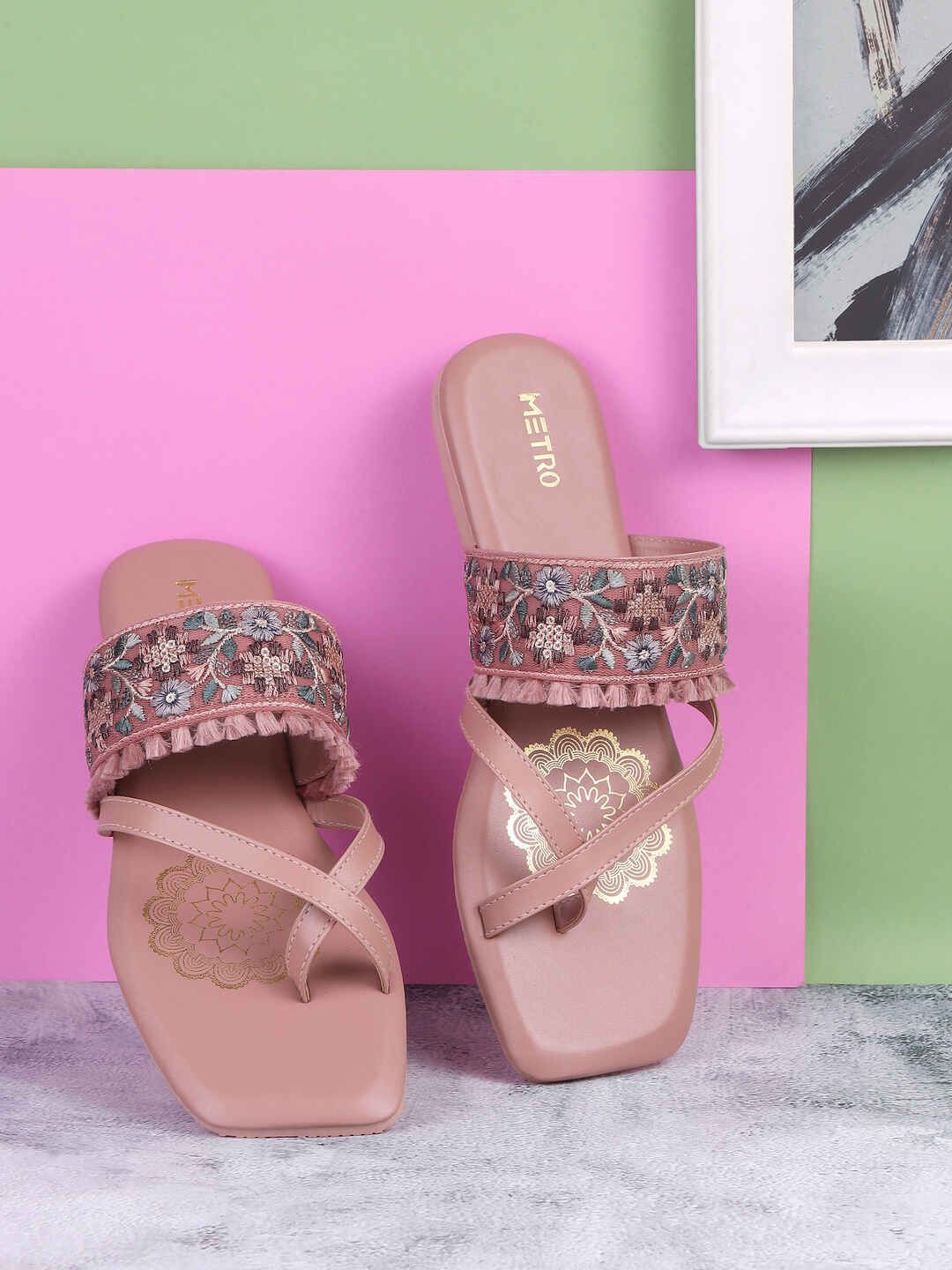 Metro Women Embroidered One Toe Flats