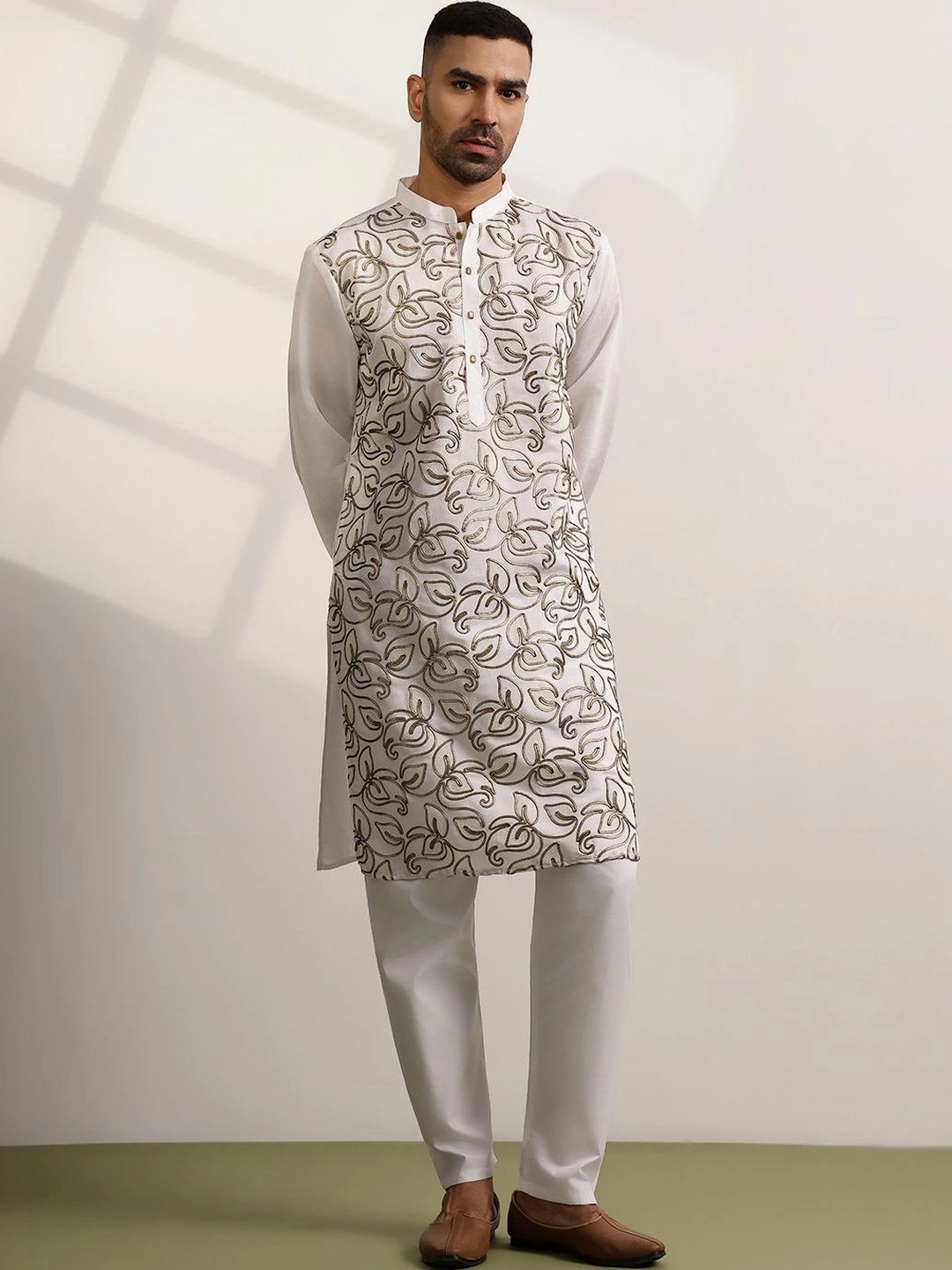 Anouk Men Ethnic Motifs Embroidered Regular Thread Work Kurta with Pyjamas