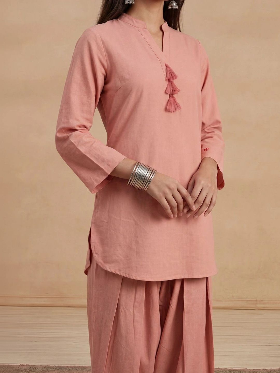 House of Chikankari Women Regular Chikankari Kurta with Trousers