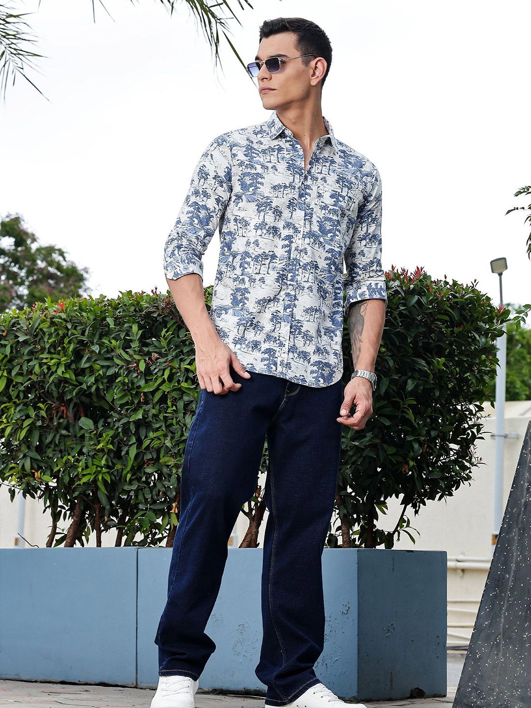 Thomas Scott Men Premium Floral Printed Spread Collar Cotton Casual Shirt