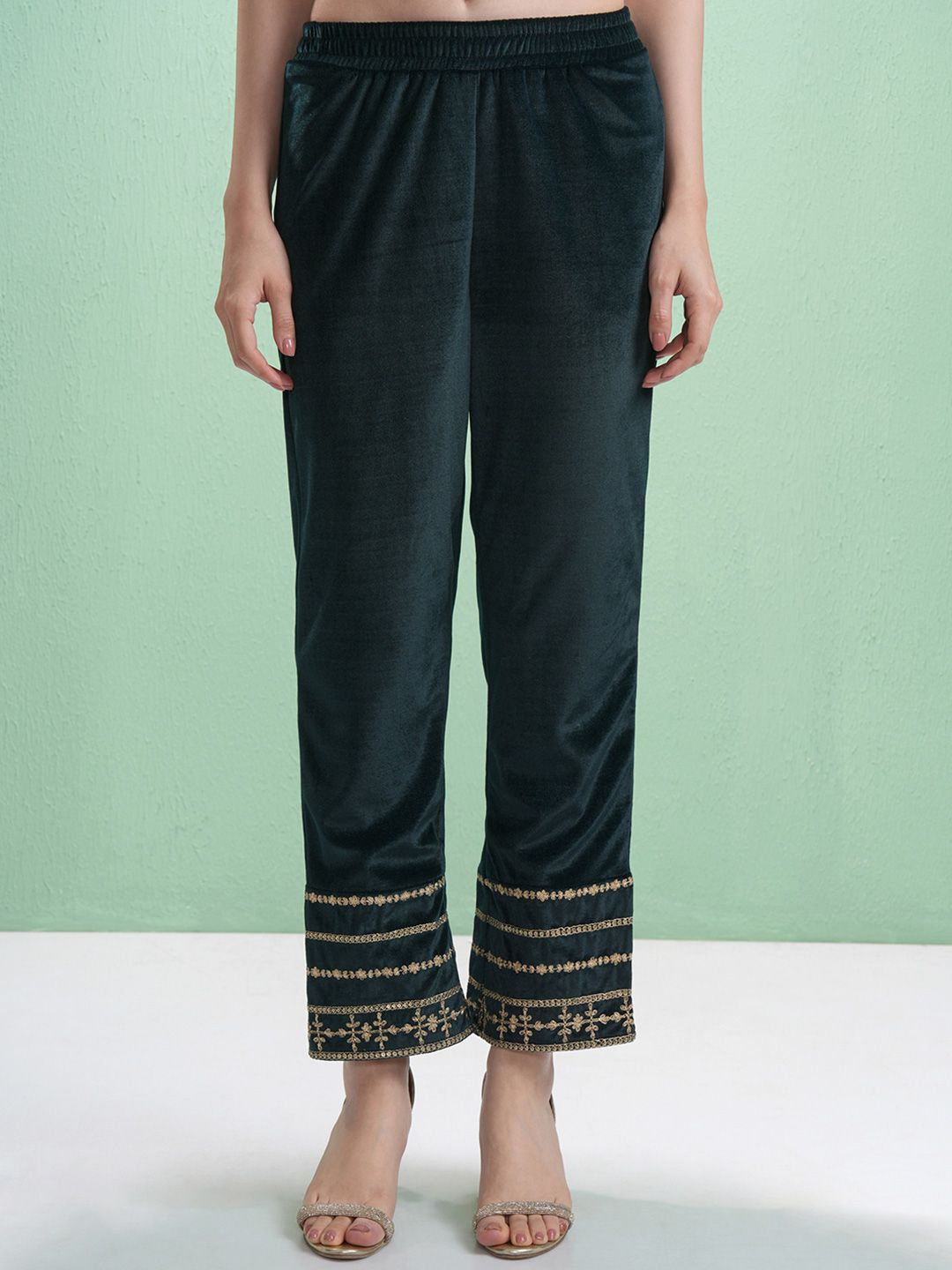 Vishudh Women Embroidered Regular Kurta with Trousers & With Dupatta