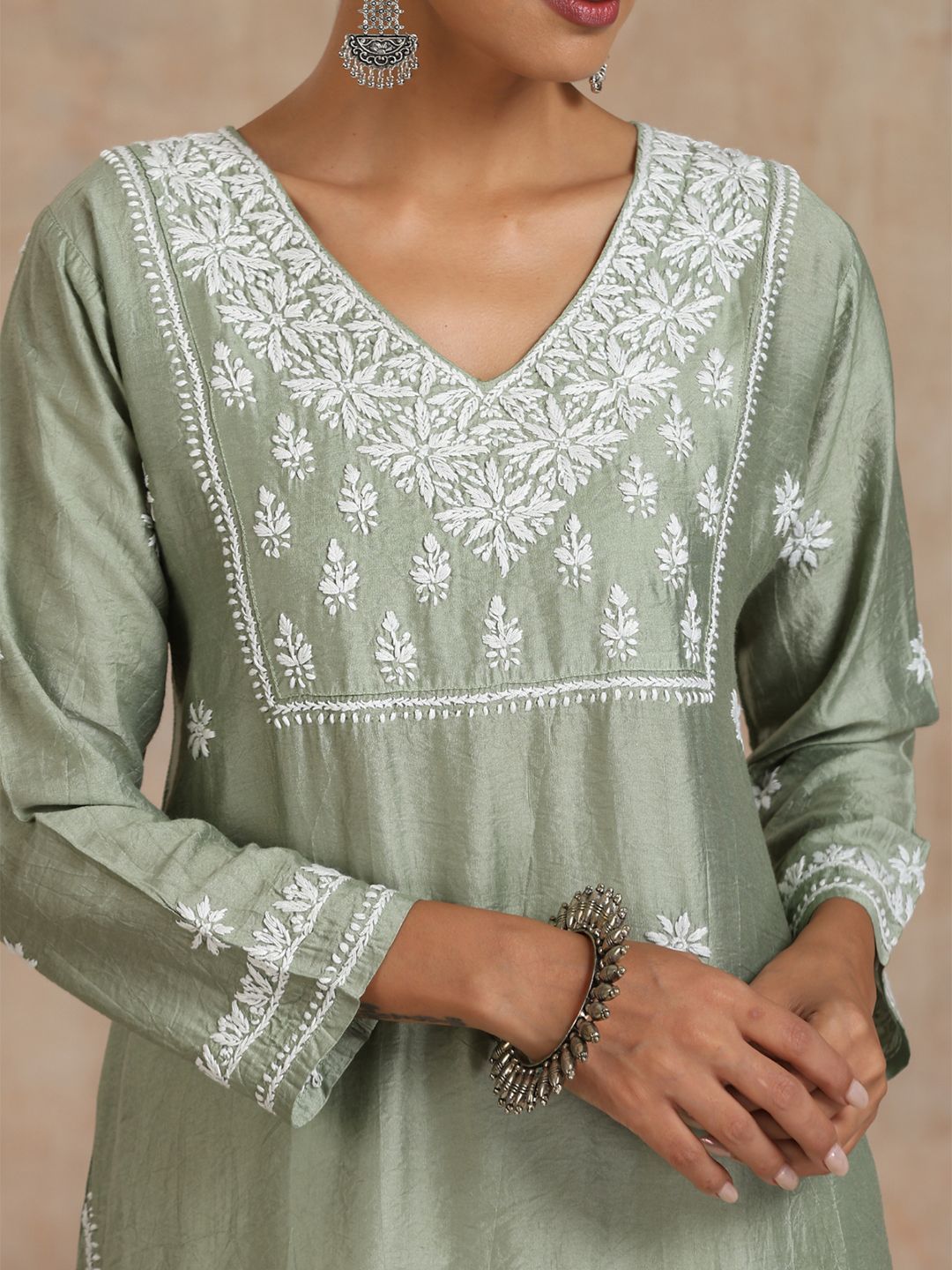 House of Chikankari Women Green Chanderi Chikankari Embroidered Kurta