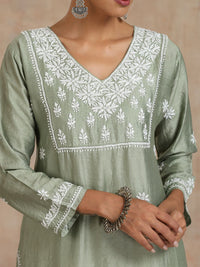 House of Chikankari Women Green Chanderi Chikankari Embroidered Kurta