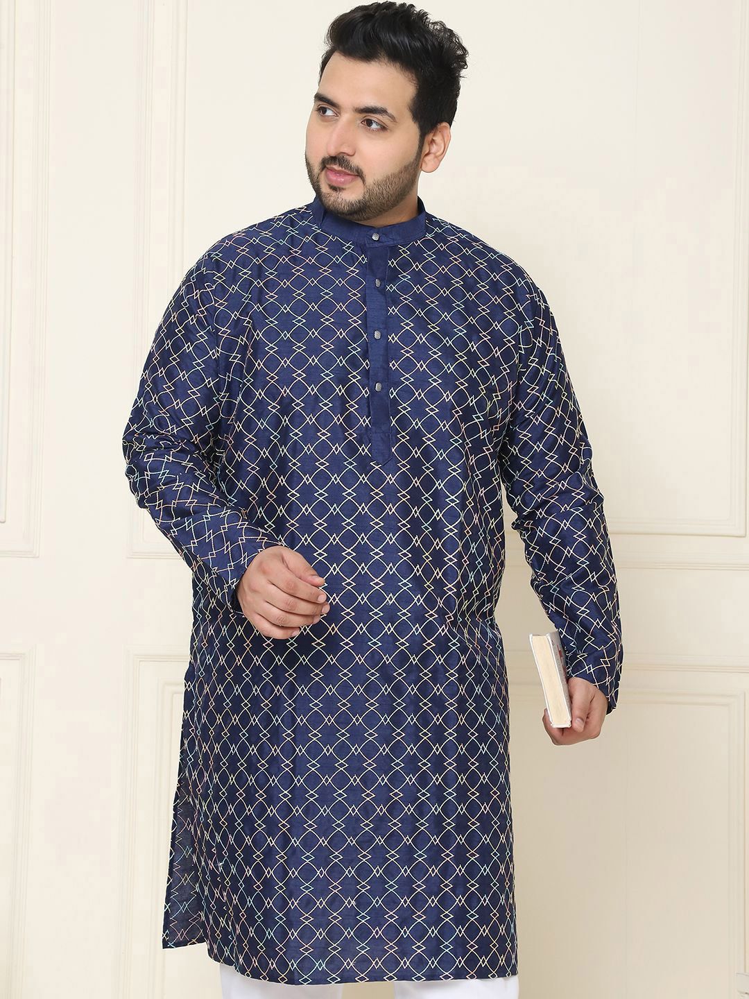 SOJANYA PLUS Geometric Embroidered Thread Work Silk Cotton Straight Kurta with Pyjamas
