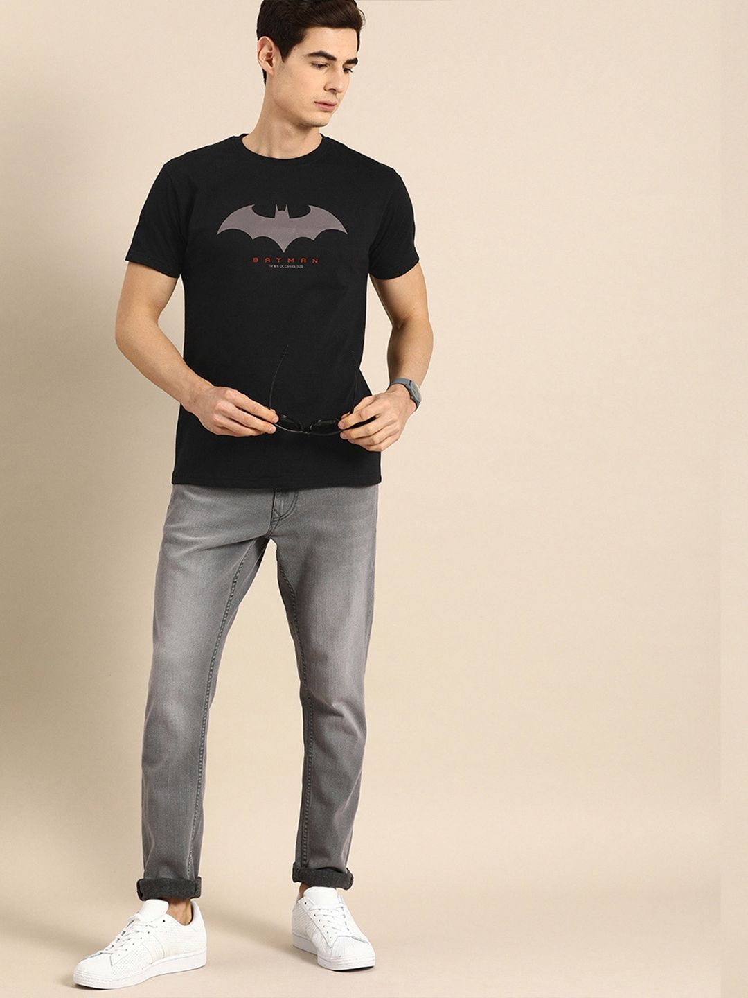 Bewakoof Official Dc Merchandise Batman Outline Logo T-Shirt