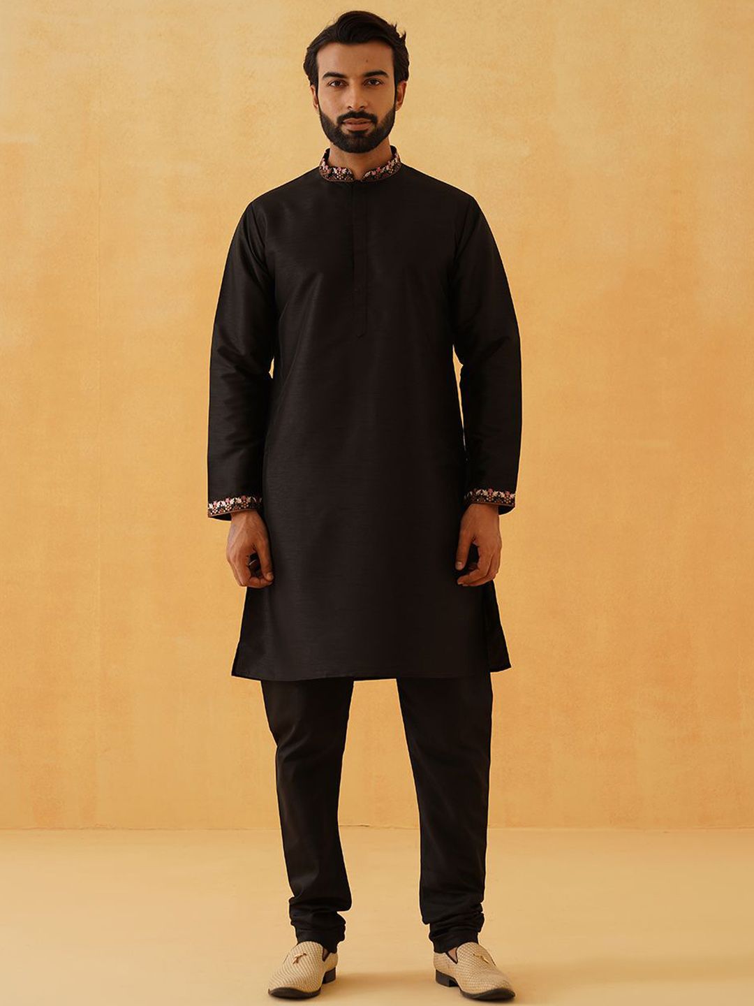 SOJANYA LUXE Floral Yoke Design Thread Work Cotton Silk Kurta With Trousers & Nehru jacket