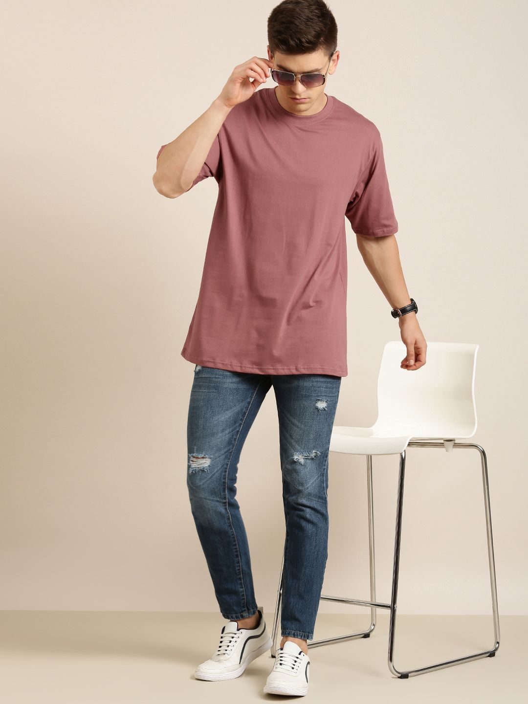 Difference of Opinion Men Dusty Pink Pure Cotton Drop-Shoulder Oversized Fit Oversized T-shirt