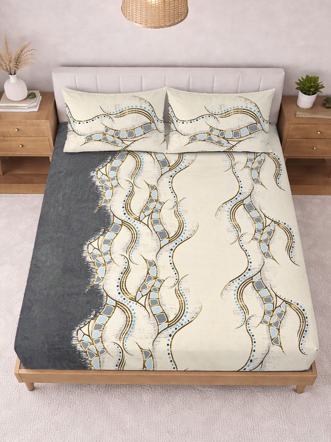 KLOTTHE Cream Color & Blue Printed 300 TC Double Bedsheet & 2 Pillow Covers-2.5 m x 2.25 m