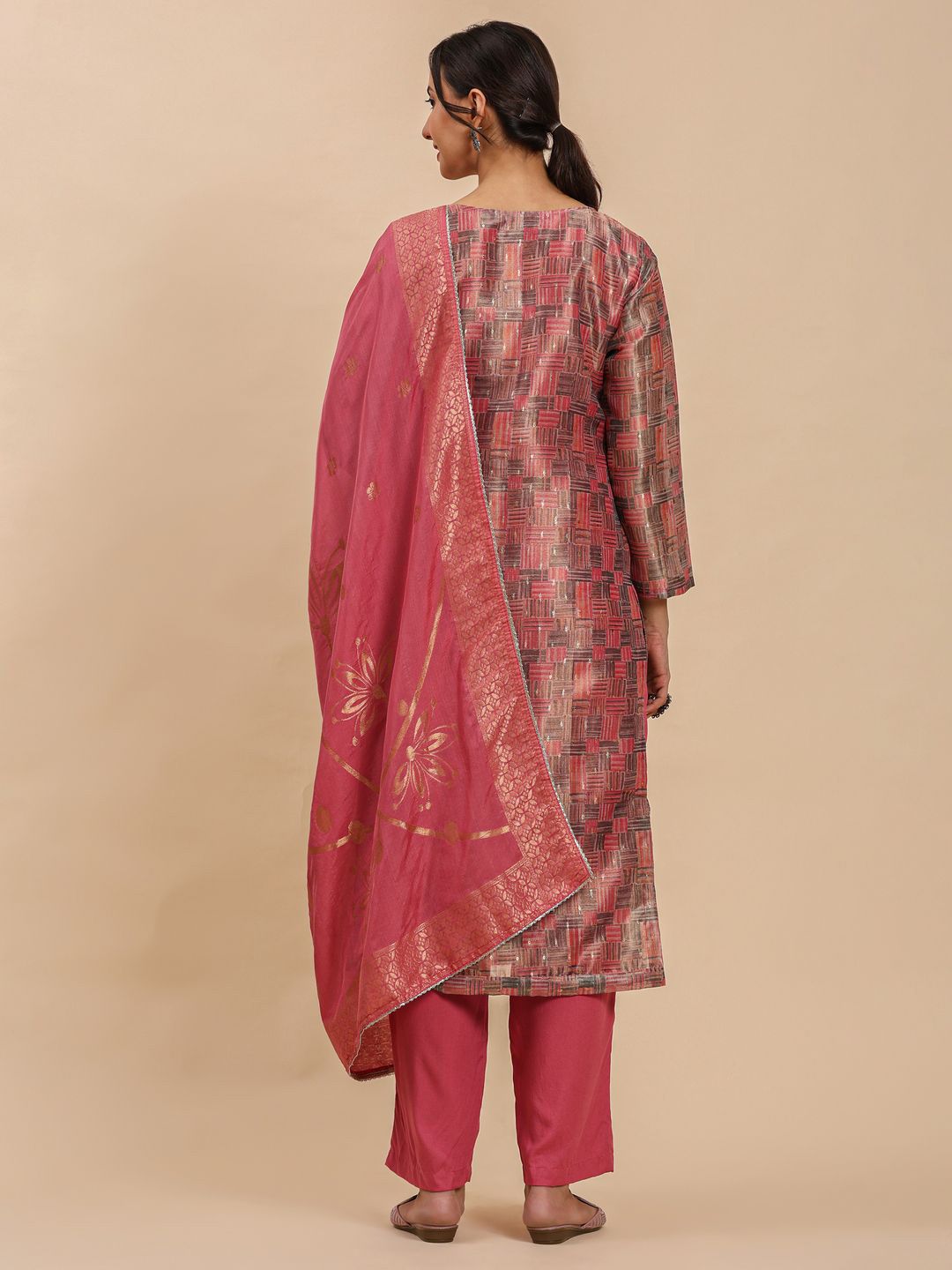 Mamicha Women Self Design Round Neck Kurti With Trousers And Dupatta