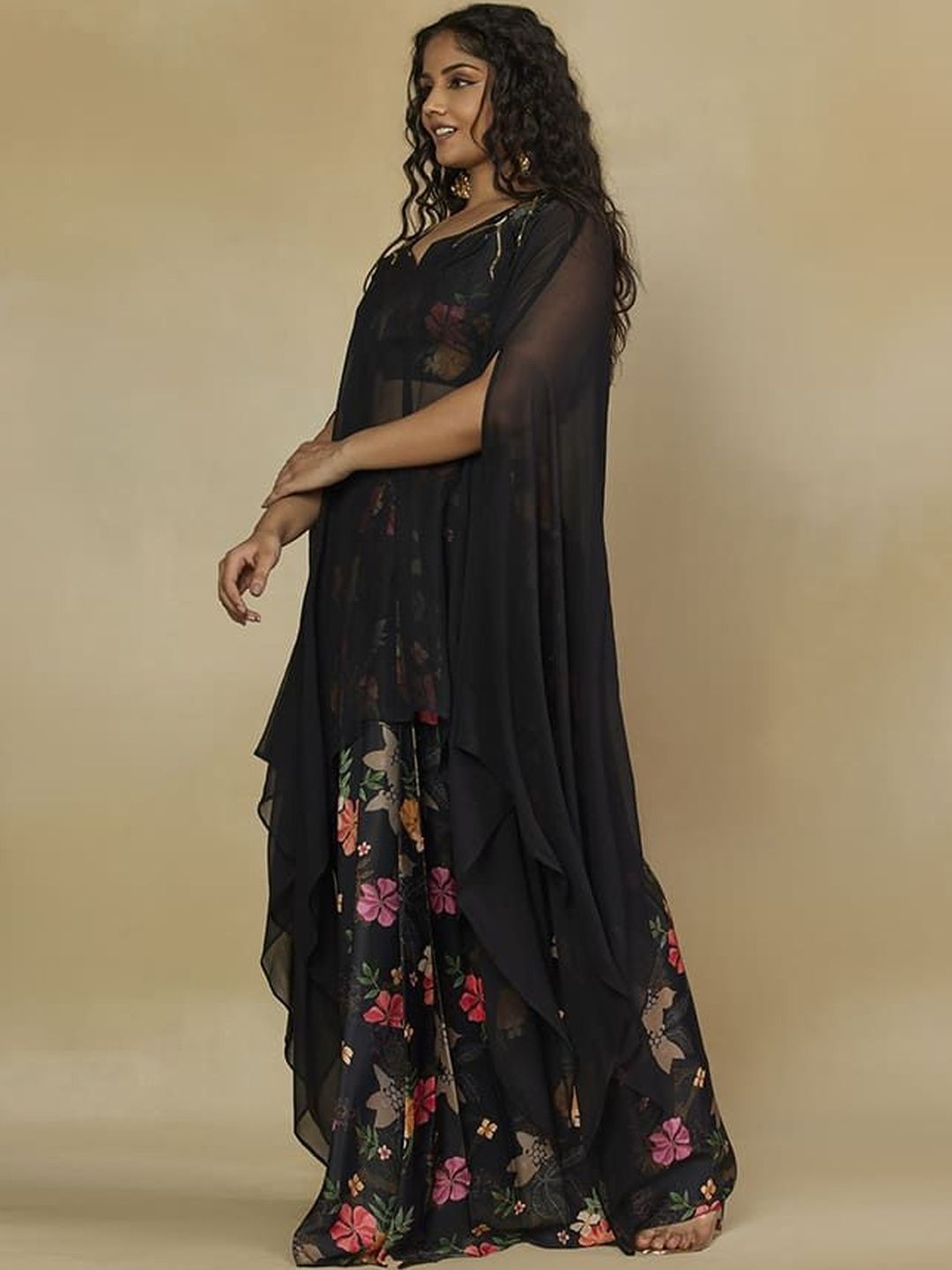 Mamicha Printed V- Neck Crop Top With Cape & Skirt Co-Ords Set
