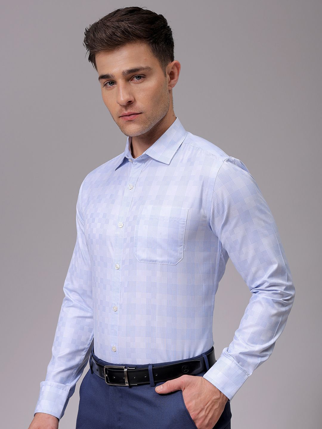 The Indian Garage Co. X Luxe Men Slim Fit Opaque Checked Formal Shirt
