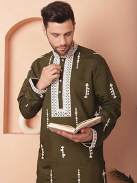 Jompers Ethnic Motifs Embroidered Regular Straight Kurta With Pyjamas