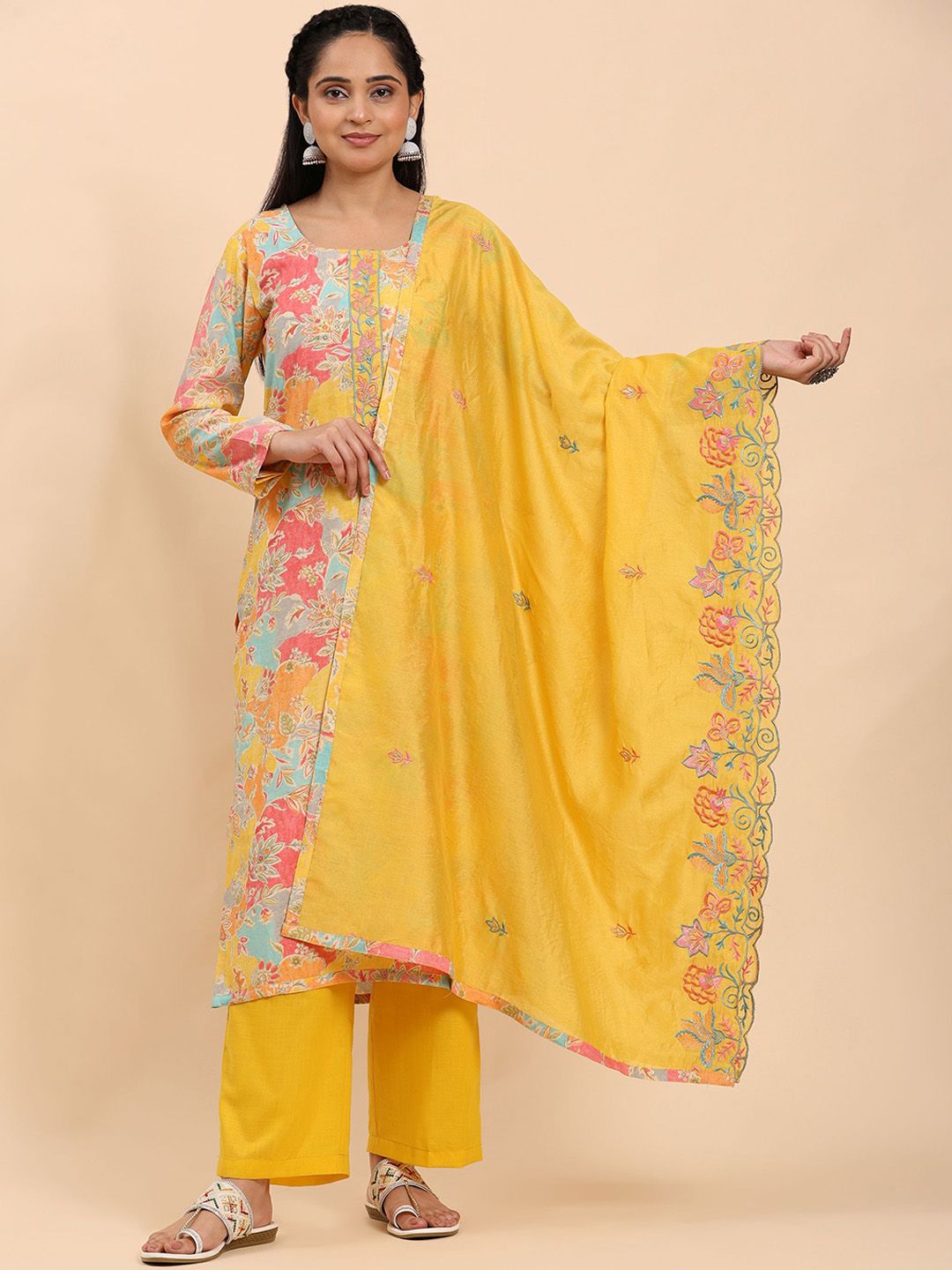 Mamicha Women Floral Printed Regular Pure Cotton Kurta with Palazzos & With Dupatta