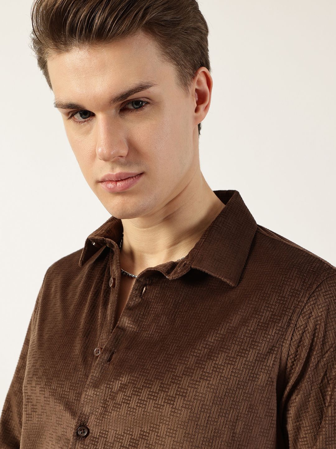 Thomas Scott Men Classic Spread Collar Textured Solid Slim Fit Casual Shirt
