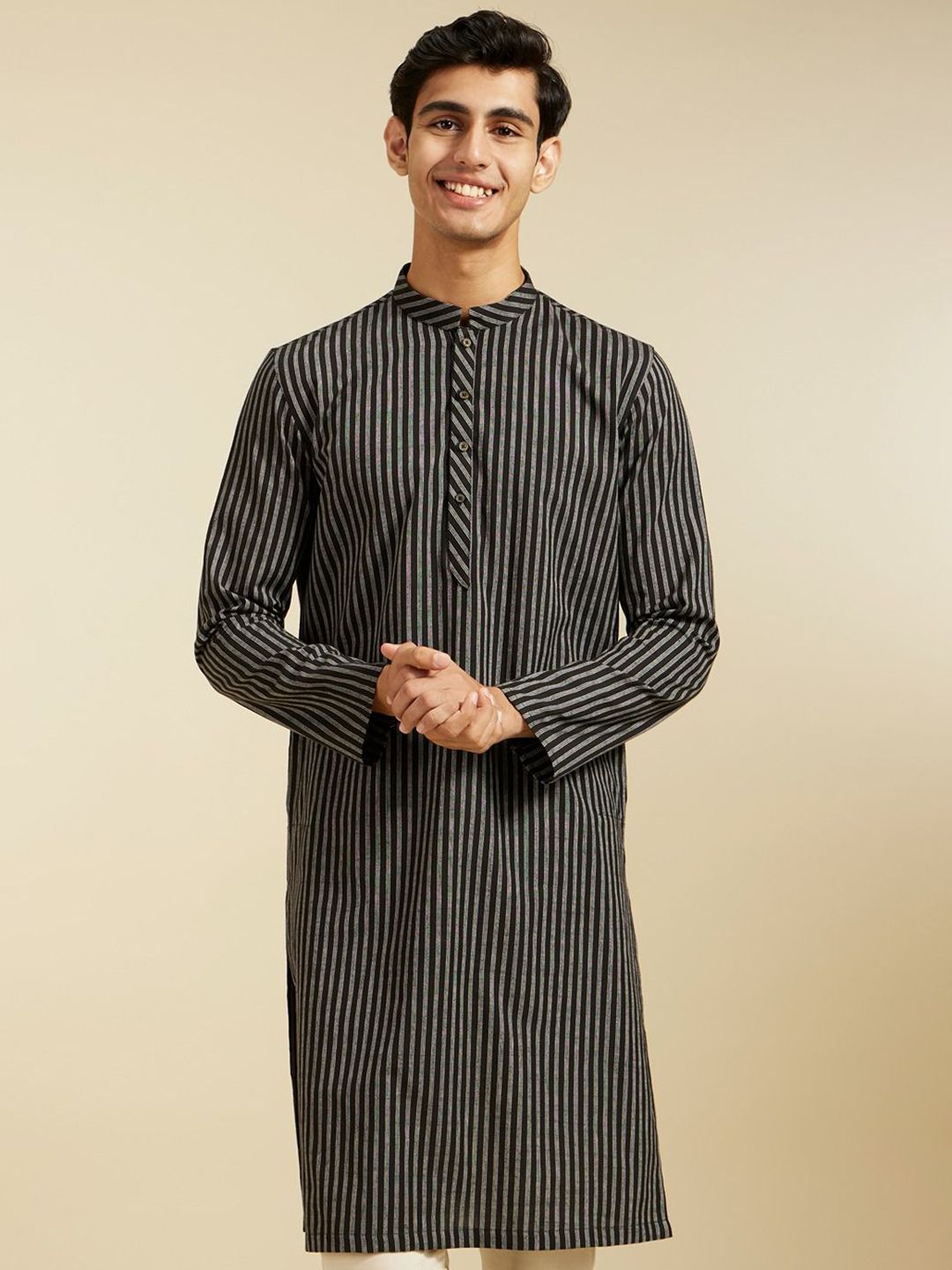Diwas by Manyavar Striped Mandarin Collar Cotton Straight Kurta