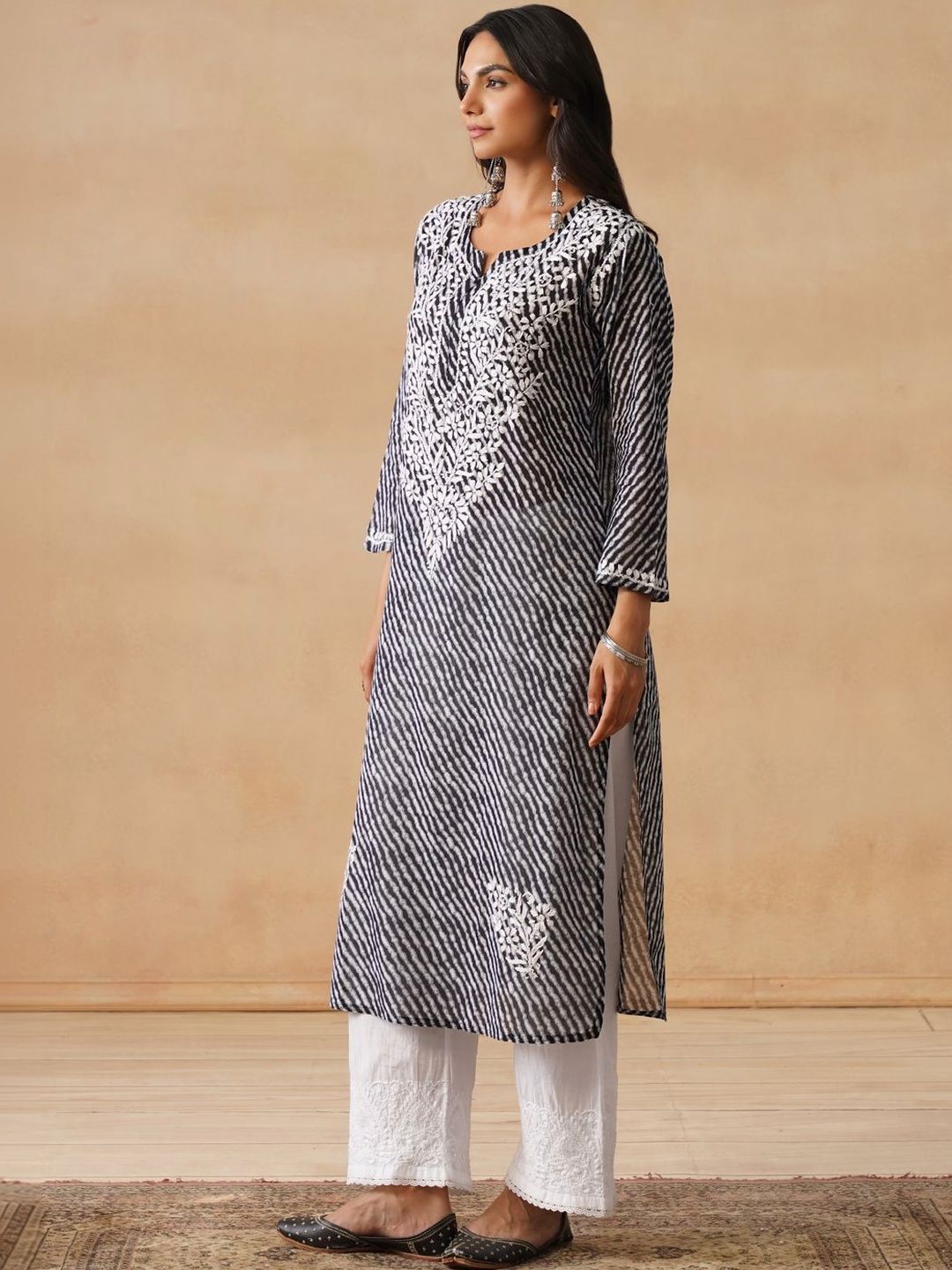 Rumah Wanita Chikankari Bercetak Chikankari Kurta