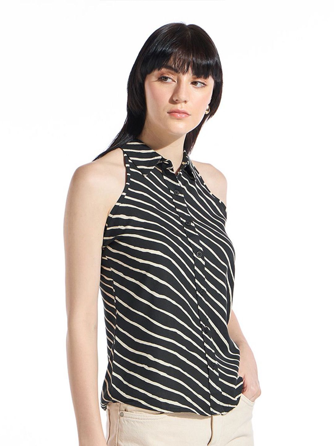 Bewakoof Women Standard Spread Collar Vertical Striped Casual Shirt