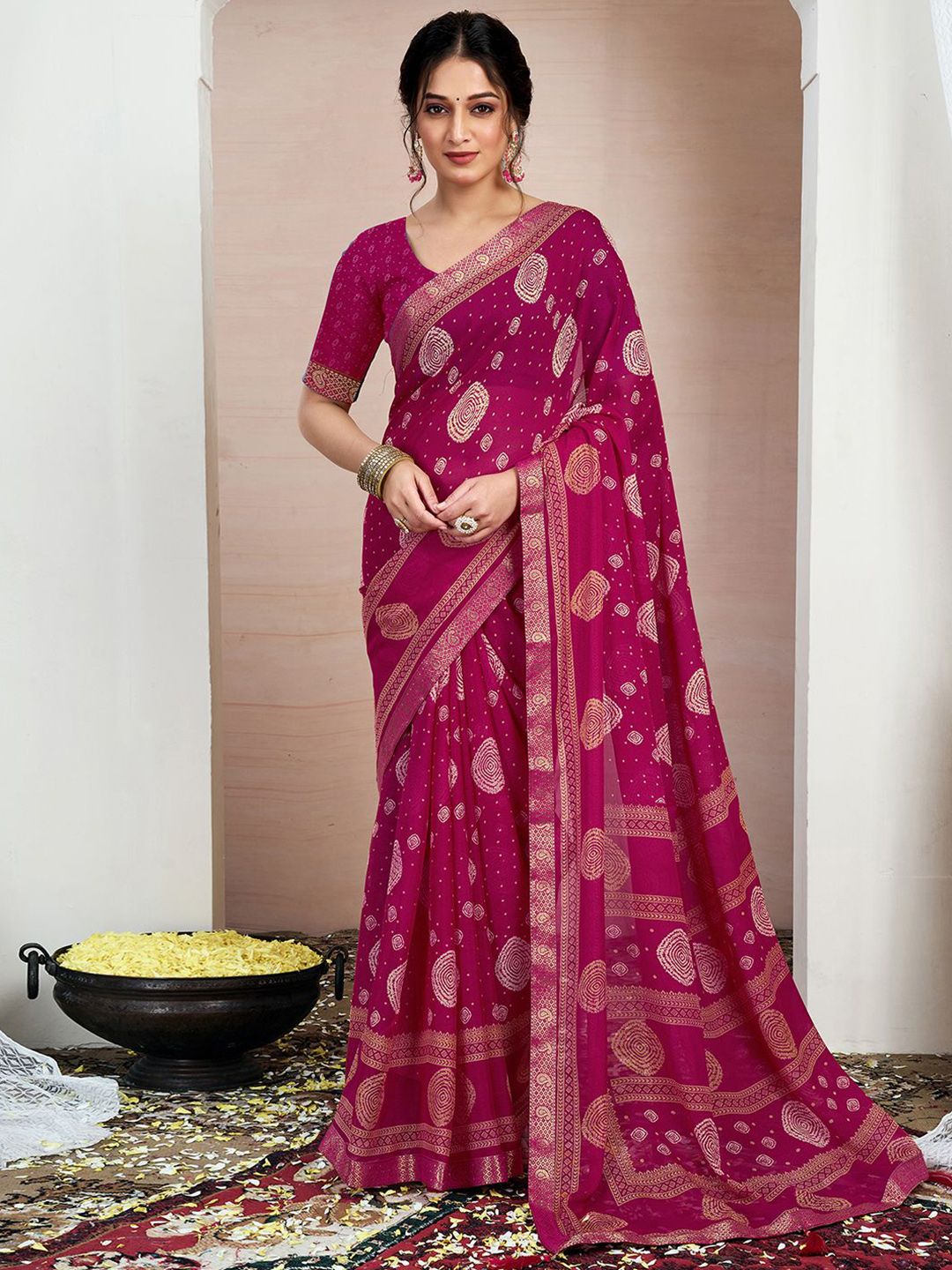 KALINI Abstract Printed Pure Chiffon Saree