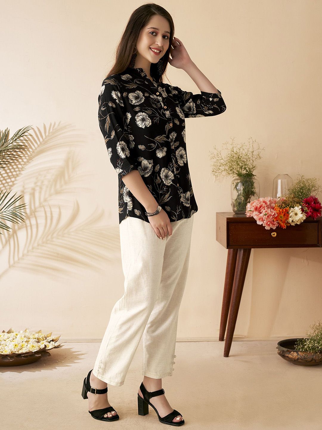 Anouk Floral Printed Mandarin Collar Short Kurti