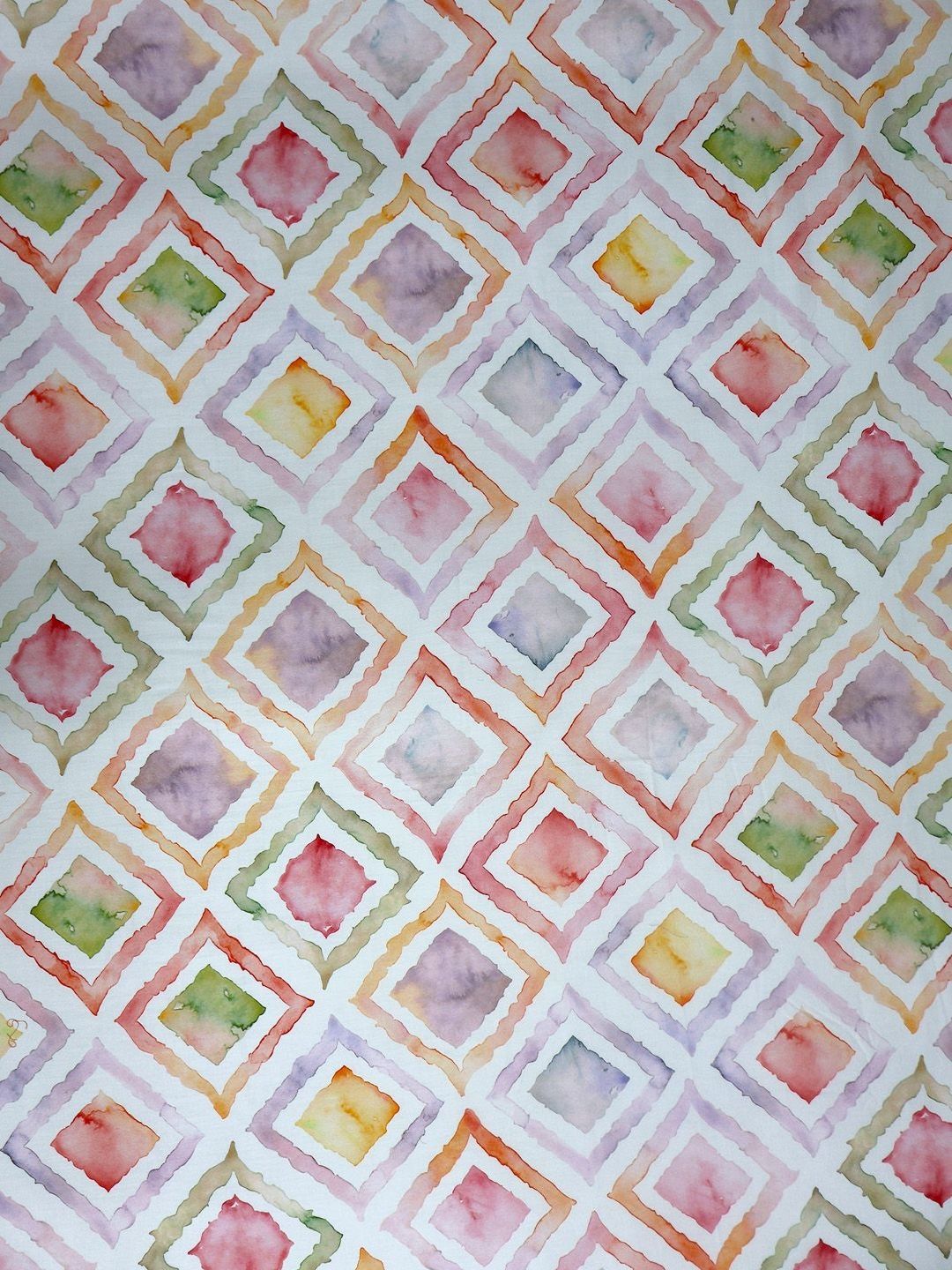BOMBAY DYEING Peach-Coloured Printed 300 TC Cotton King Bedsheet with 4 Pillow Covers
