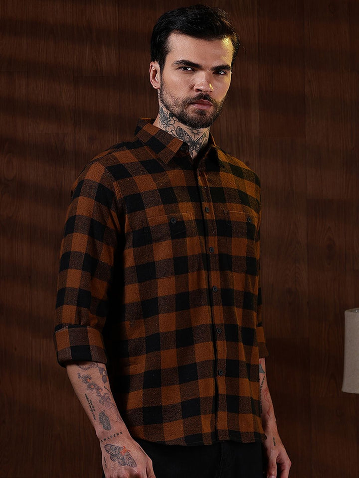 Eszett Men Buffalo Checked Spread Collar Baju Kasual