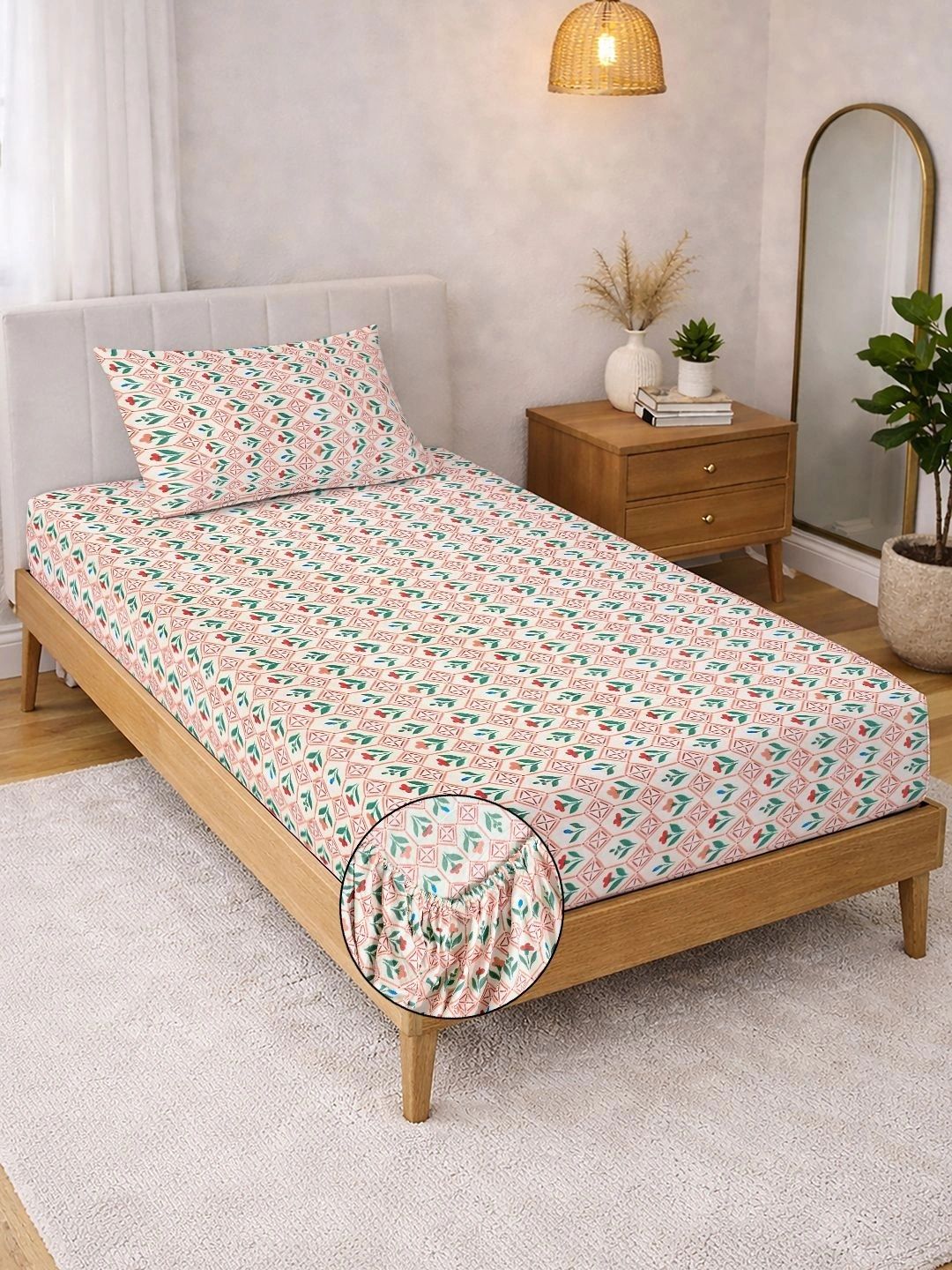 KLOTTHE Floral 300 TC Cadar Bujang Berwarna Krim dengan 1 Sarung Bantal