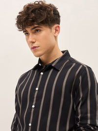 THE BEAR HOUSE Men Spread Collar Vertical Striped Cotton Slim Fit Casual Shirt