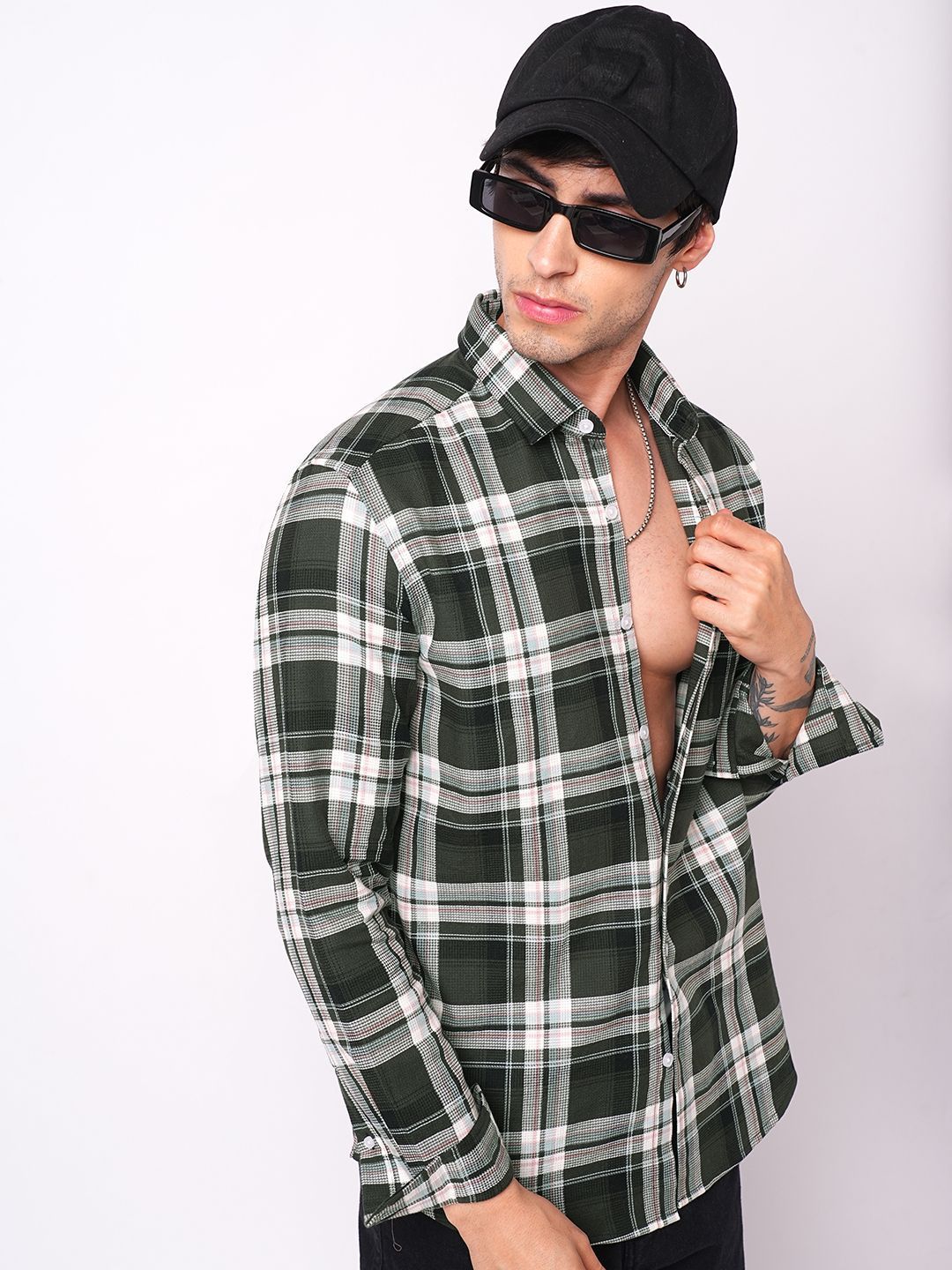 VASTRADO Men Classic Slim Fit Tartan Checked Spread Collar Cotton Casual Shirt