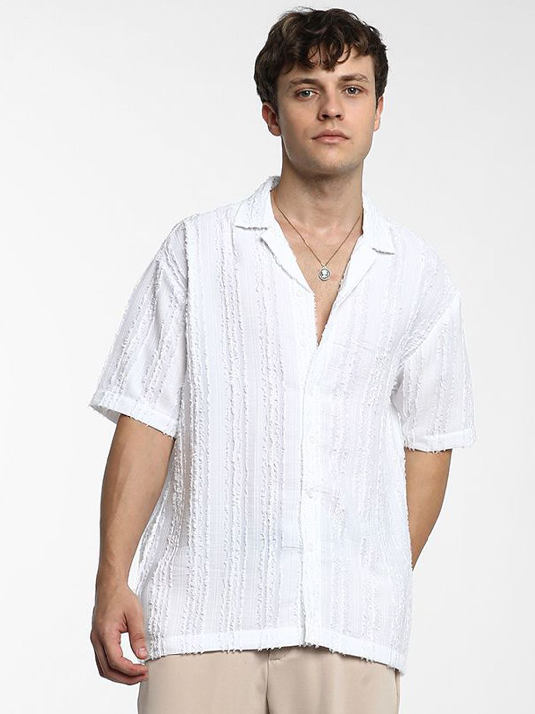 Campus Sutra Men Comfort Cuban Collar Textured Polycotton Oversized Casual Shirt