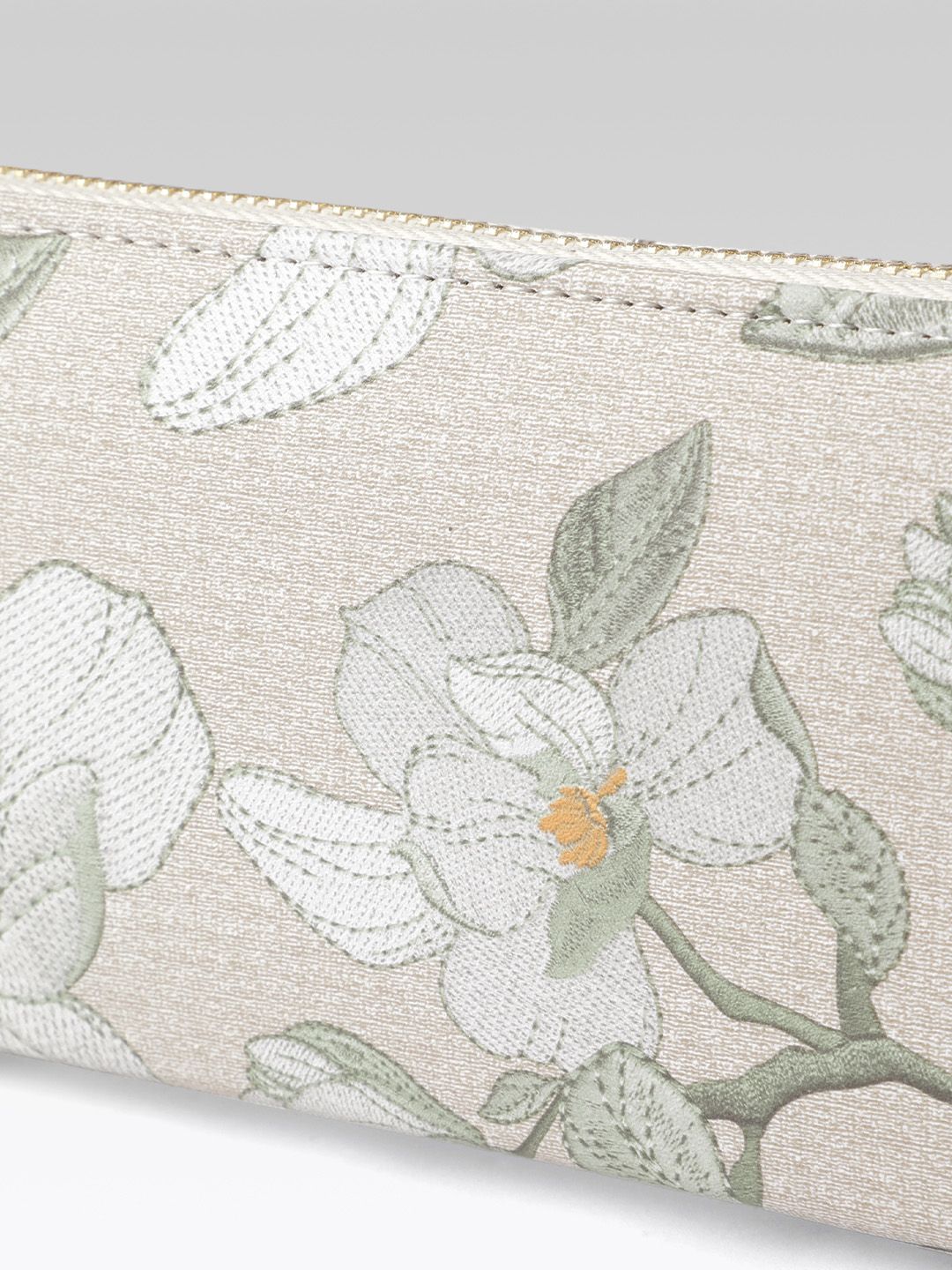 DressBerry Women Floral Printed Zip Around Wallet