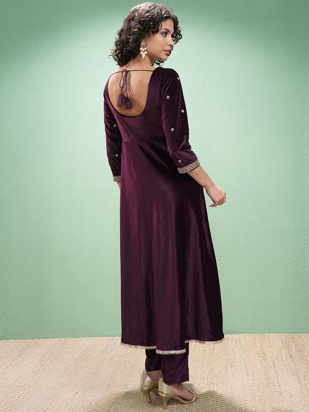 Vishudh Floral Yoke Design Zari Velvet A-Line Kurta With Trouser