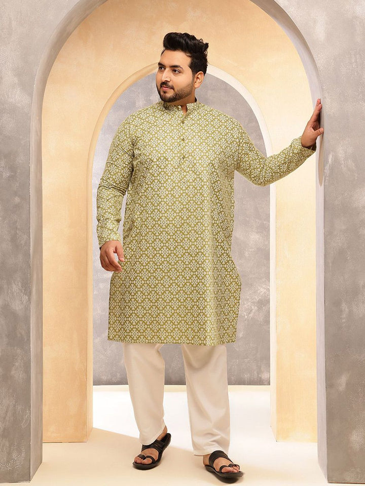 SOJANYA PLUS Floral Printed Mandarin Collar Straight Kurta