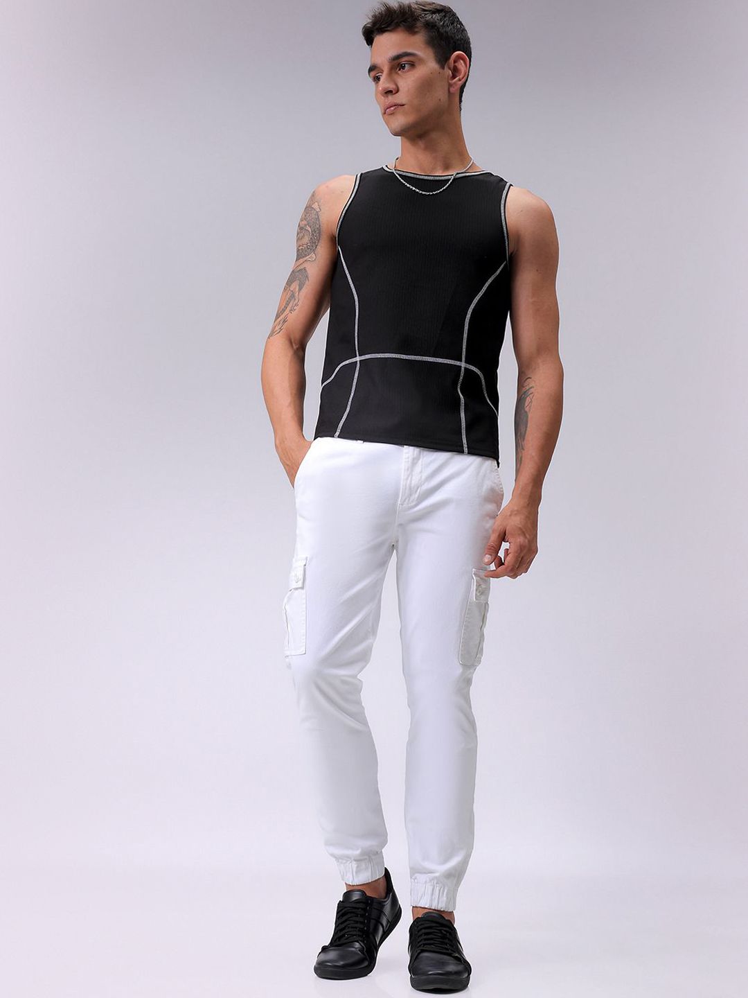 The Indian Garage Co Men Mid-Rise Regular Fit Cargos Trousers