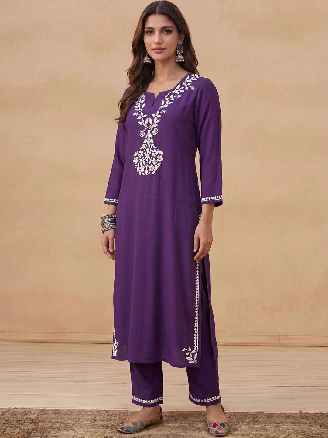 House of Chikankari Women Regular Chikankari Kurta with Trousers