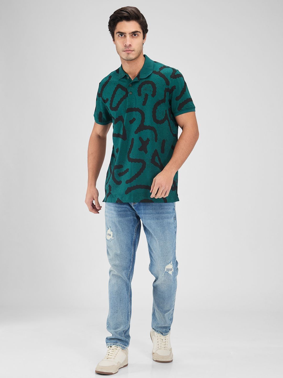 SPYKAR Men Typography Printed Polo Collar Pockets Slim Fit T-shirt