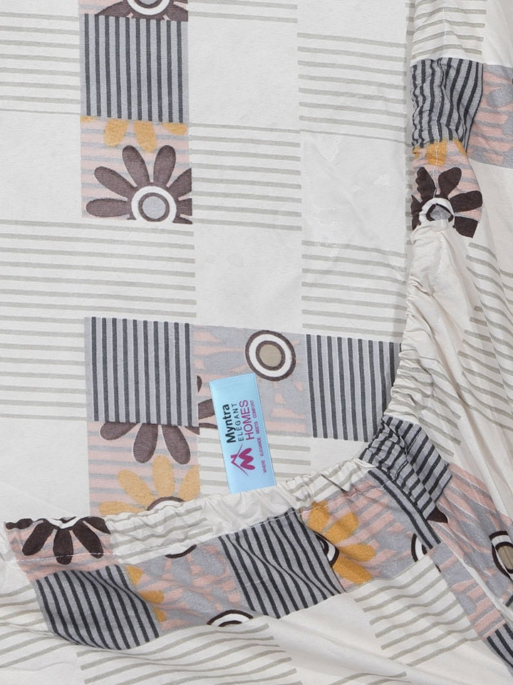 Myntra Elegant Homes Off White & Black Geometric Printed Dilengkapi 300 TC King Bedsheet dengan 2 Sarung Bantal