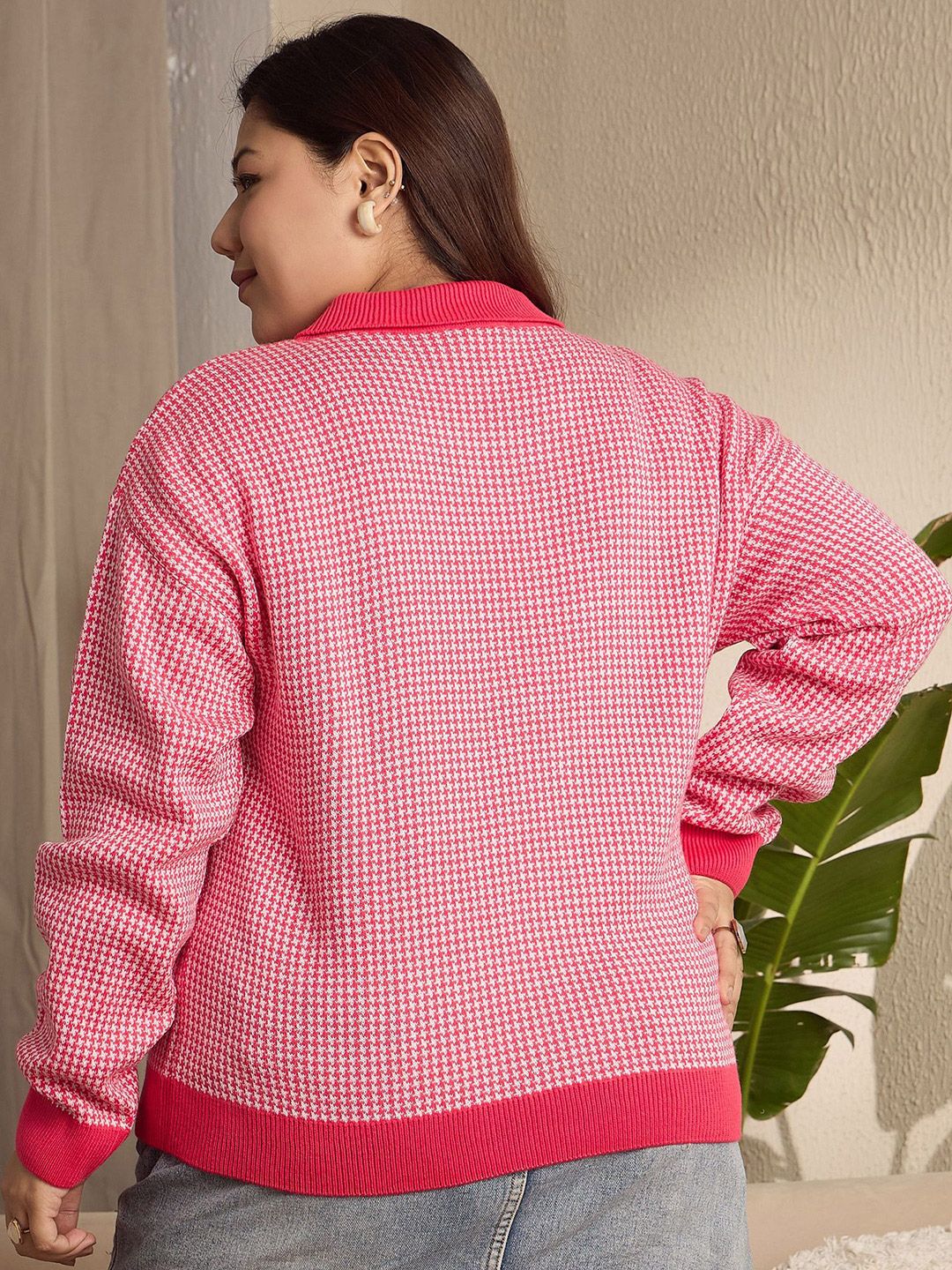 Berrylush Curve Women Printed Long Sleeves Pullover