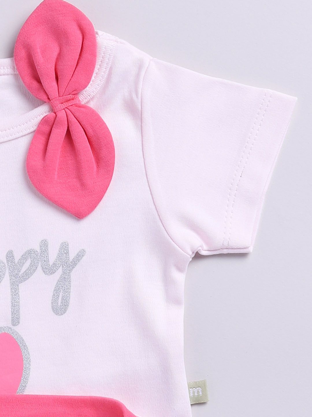 Moms Love Infant Girls Typography Printed Pure Cotton Clothing Set