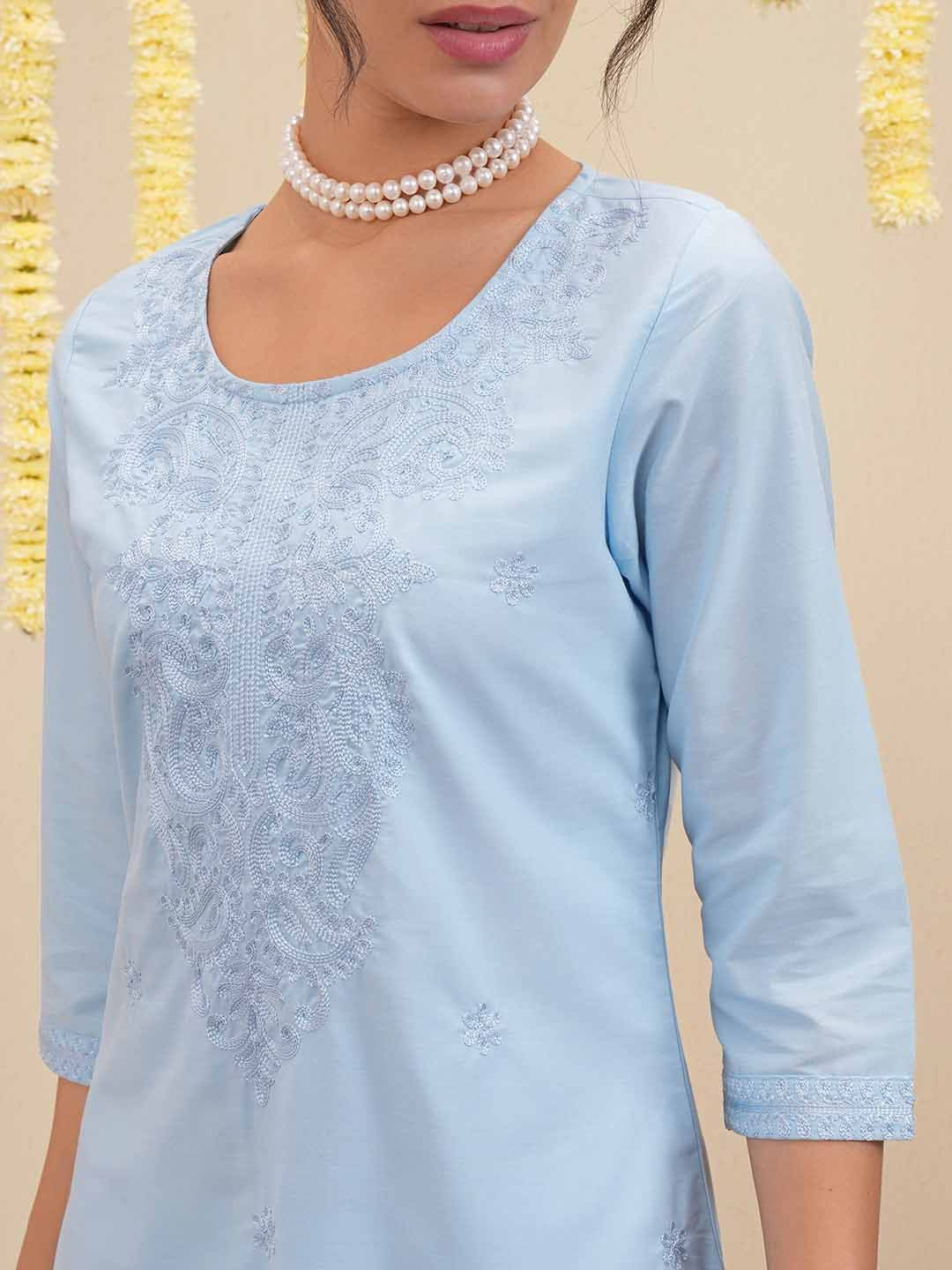 Vishudh Floral Embroidered Thread Work Straight Kurta