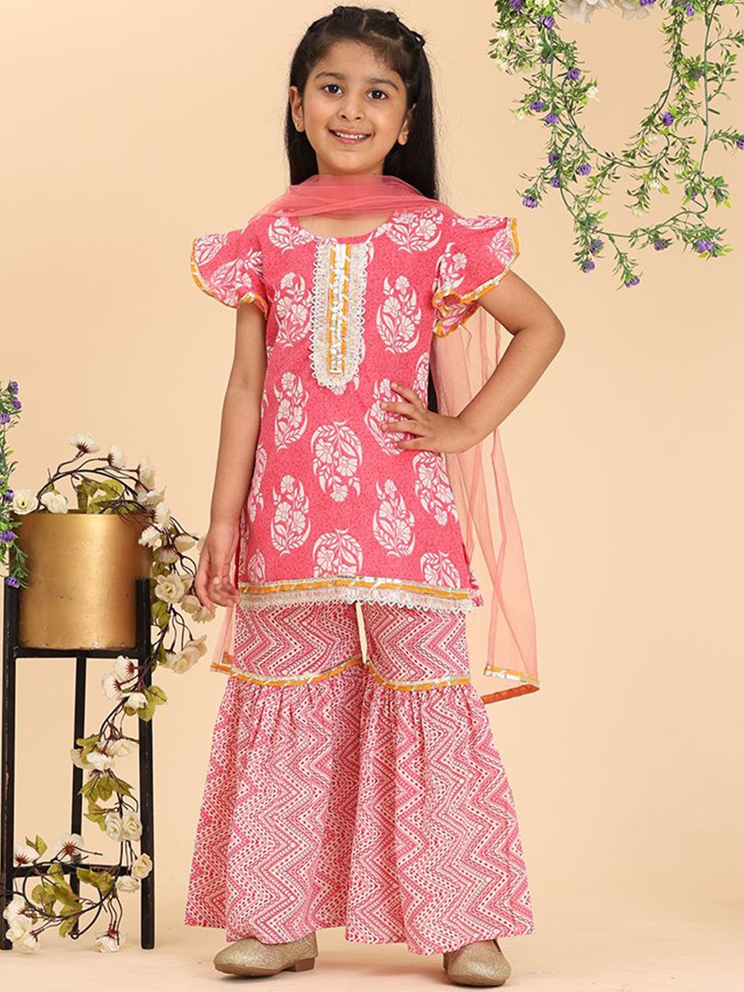 Cutiekins Girls Floral Printed Regular Gotta Patti Kurta with Sharara & With Dupatta