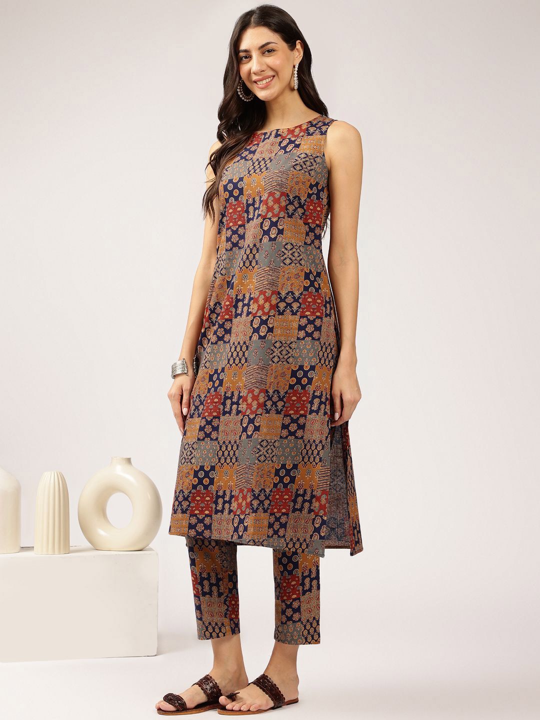 Anouk Navy Blue Floral Printed Pure Cotton Straight Kurta With Trousers