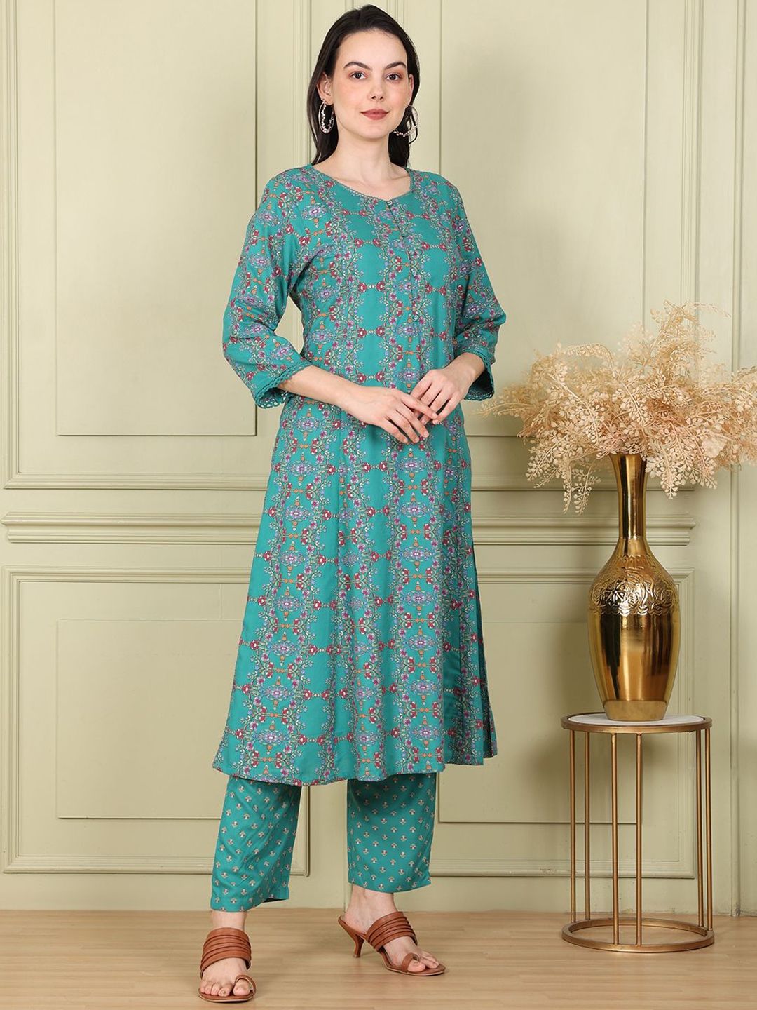 W Women Floral Printed Flared Sleeves Kurta