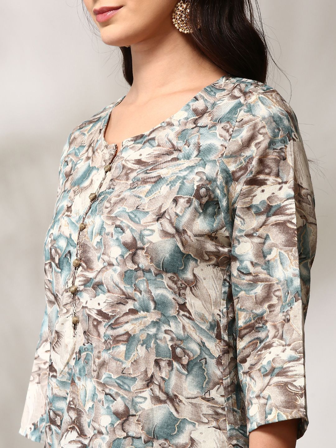 Anouk Floral Printed Regular Straight Kurta with Trousers