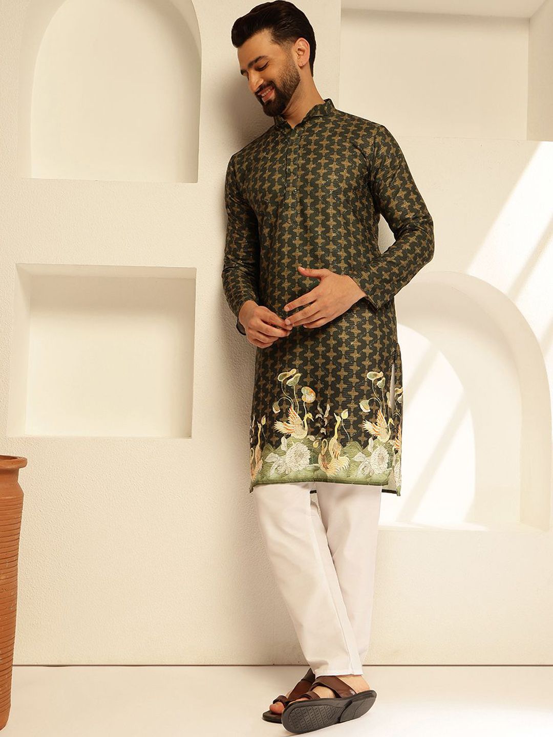 SOJANYA Floral Embroidered Sequinned Mandarin Collar Cotton Straight Kurta