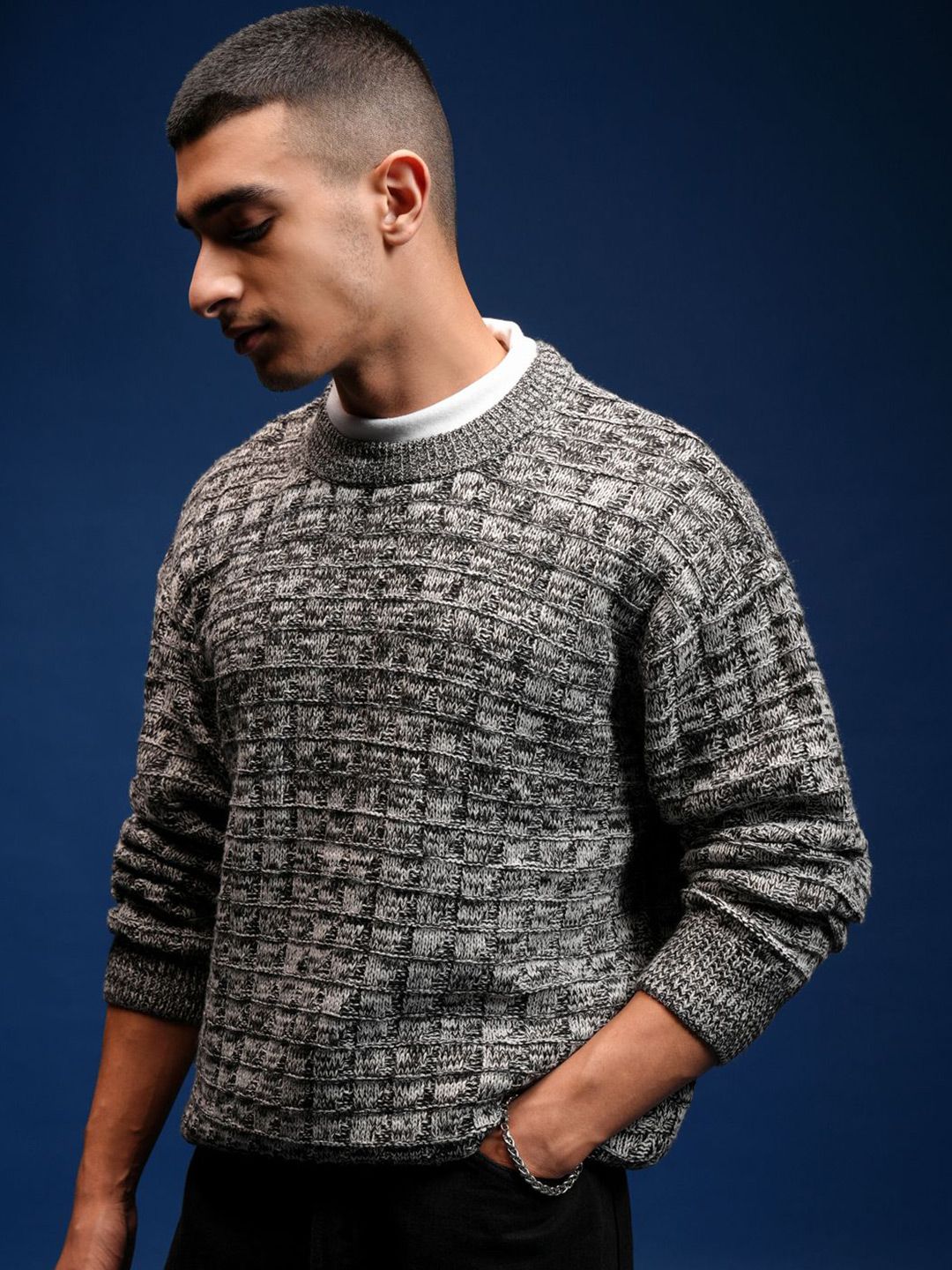 HIGHLANDER Men Round Neck Cable Knit Pullover