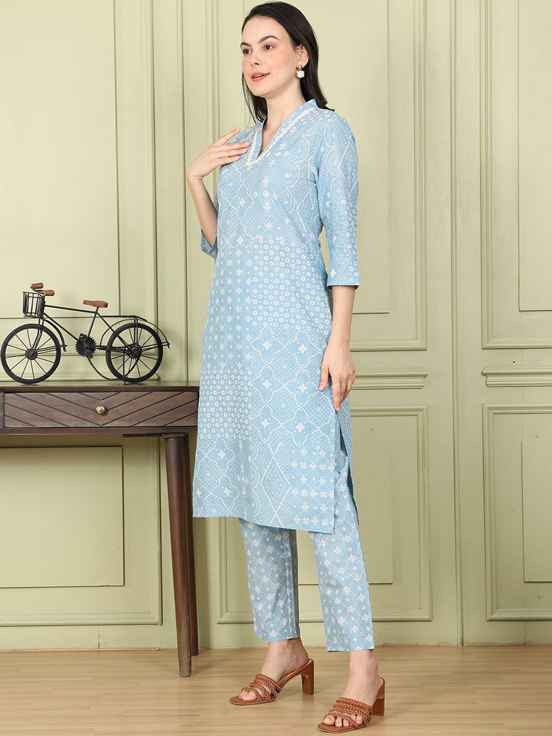 W Women Printed Regular Pure Cotton Kurta with Trousers & With Dupatta
