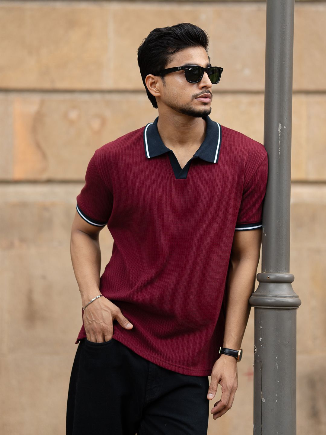 Powerlook Men Wine Contrast Collar T-Shirt