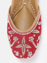House of Pataudi Floral Embellished Mojaris