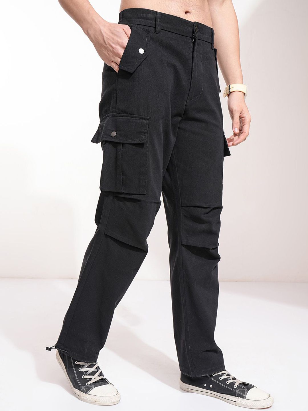 HIGHLANDER Men Straight Fit Cargos Trousers