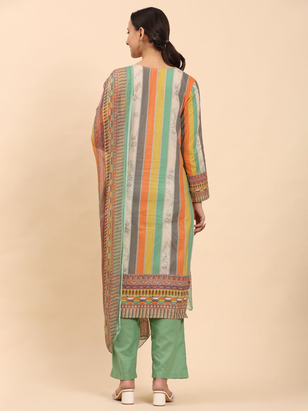 Mamicha Striped Round Neck Straight Cotton Kurta
